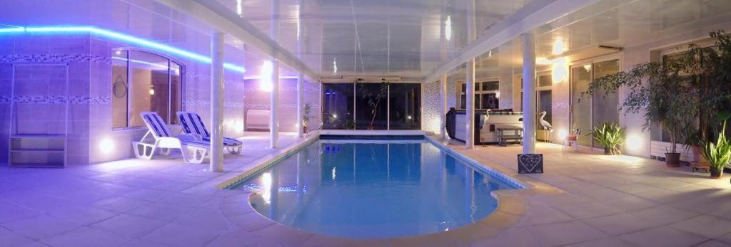 Au Charme Du Lac Piscine & Spa 2 Форж-лез-О Екстер'єр фото